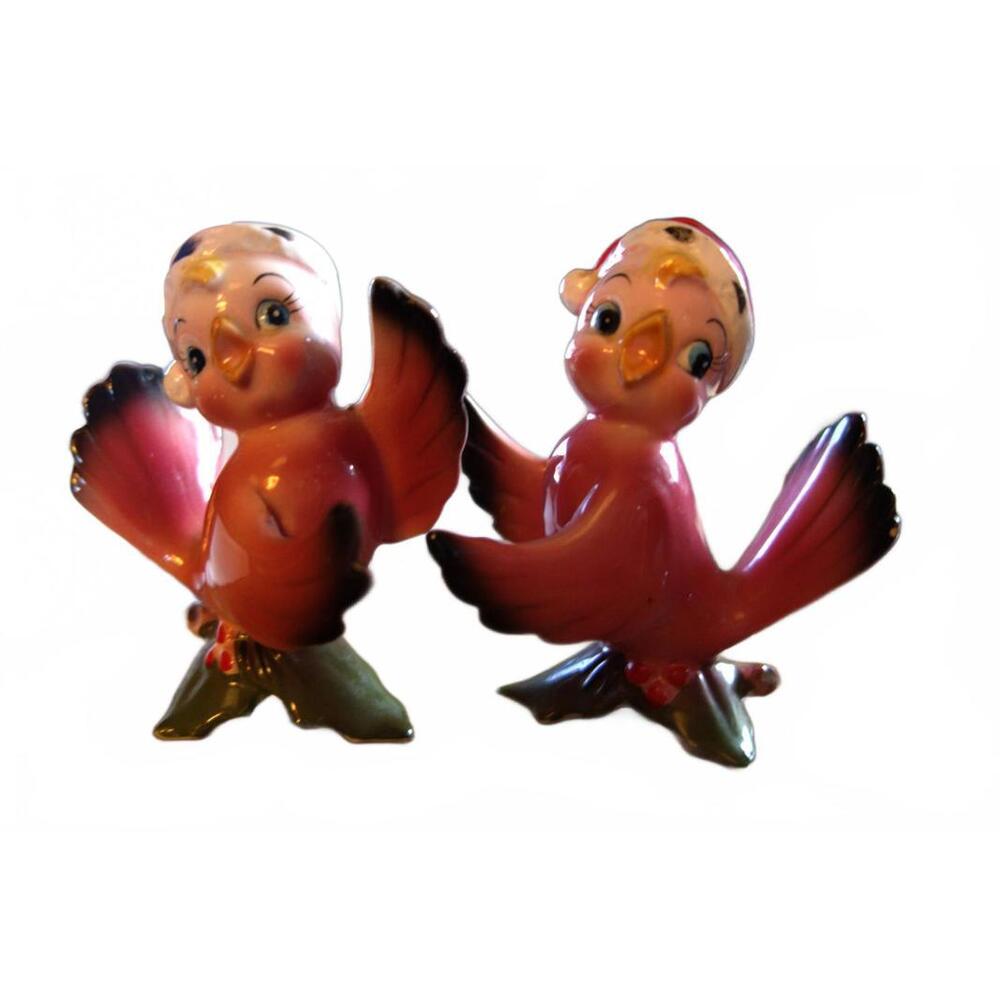 Anthropomorphic vtg Japan salt/pepper shakers.Tiny vtg Japan teapot shakers
